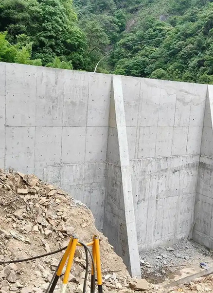 忻州五台县重力式挡土墙